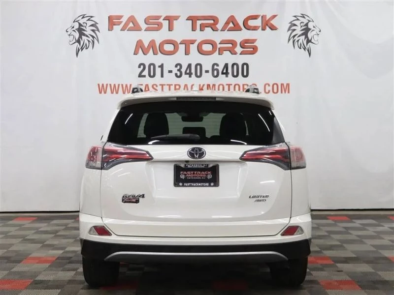 2017 Toyota RAV4 4th Gen - Image 5 of 12