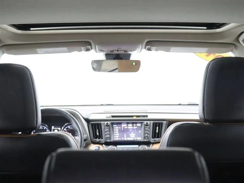 2017 Toyota RAV4 4th Gen - Image 7 of 12