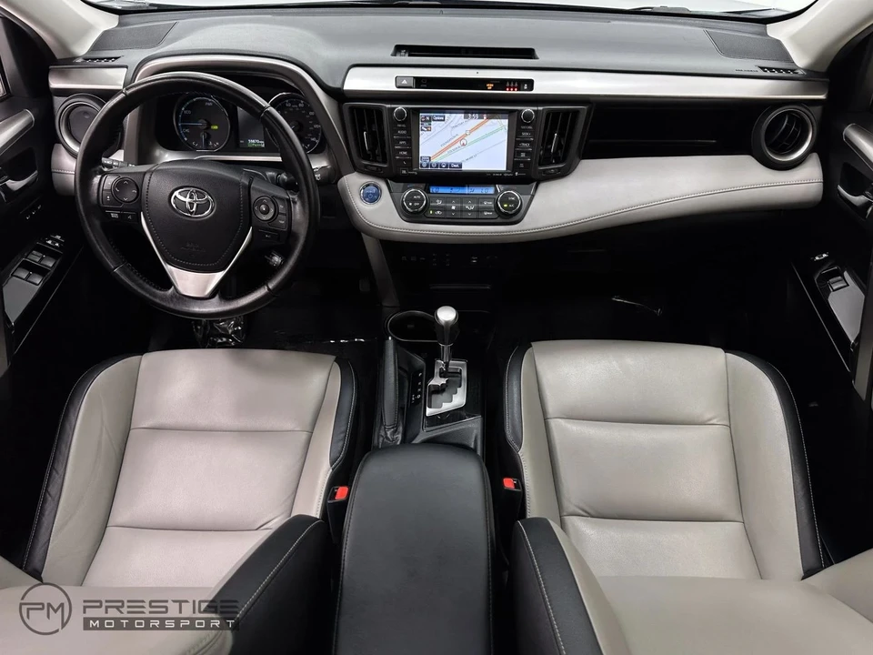 2017 Toyota RAV4 4th Gen - Image 19 of 21