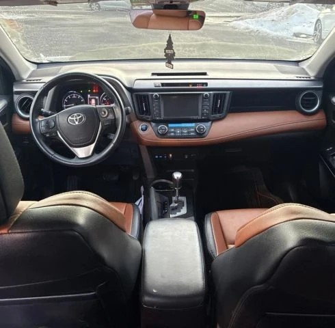 2017 Toyota RAV4 4th Gen - Image 11 of 12