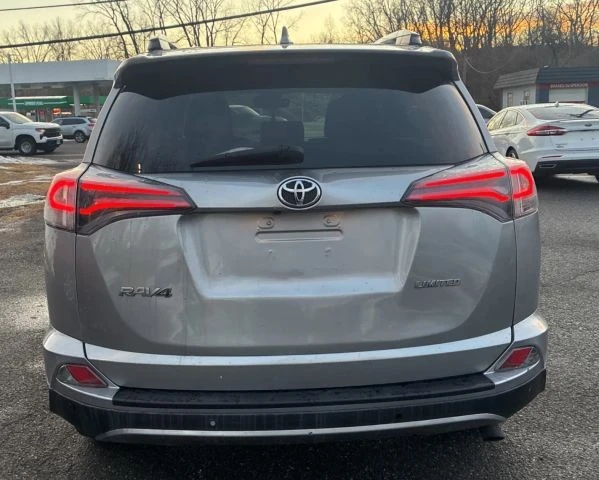 2017 Toyota RAV4 4th Gen - Image 4 of 12
