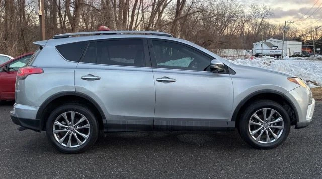 2017 Toyota RAV4 4th Gen - Image 6 of 12
