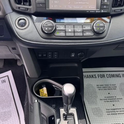 2017 Toyota RAV4 4th Gen - Image 14 of 16