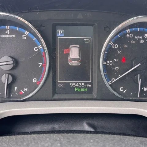 2017 Toyota RAV4 4th Gen - Image 15 of 16