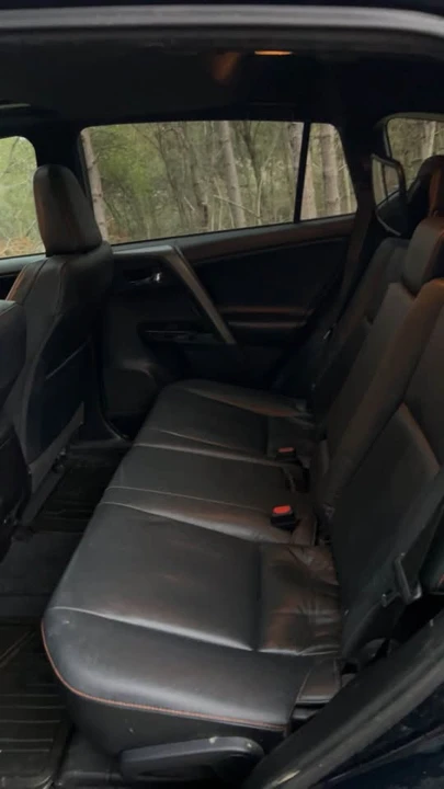2017 Toyota RAV4 4th Gen - Image 6 of 7