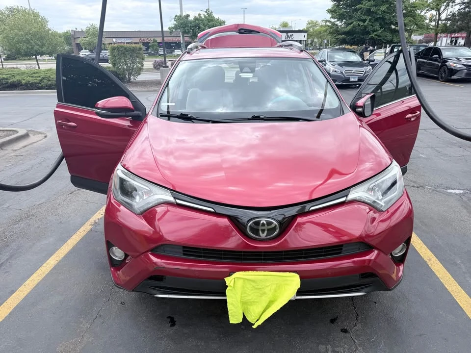 2017 Toyota RAV4 4th Gen - Image 10 of 12