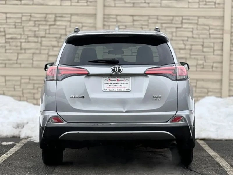 2017 Toyota RAV4 4th Gen - Image 7 of 12