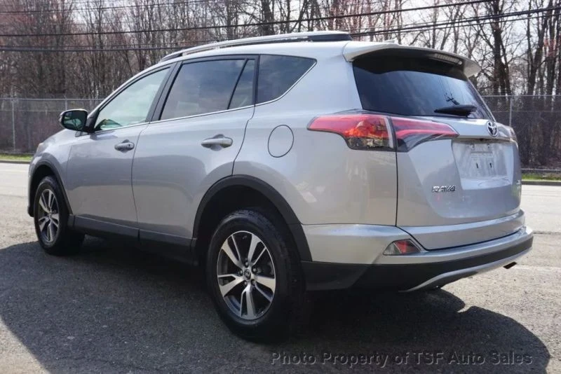 2017 Toyota RAV4 4th Gen - Image 5 of 12