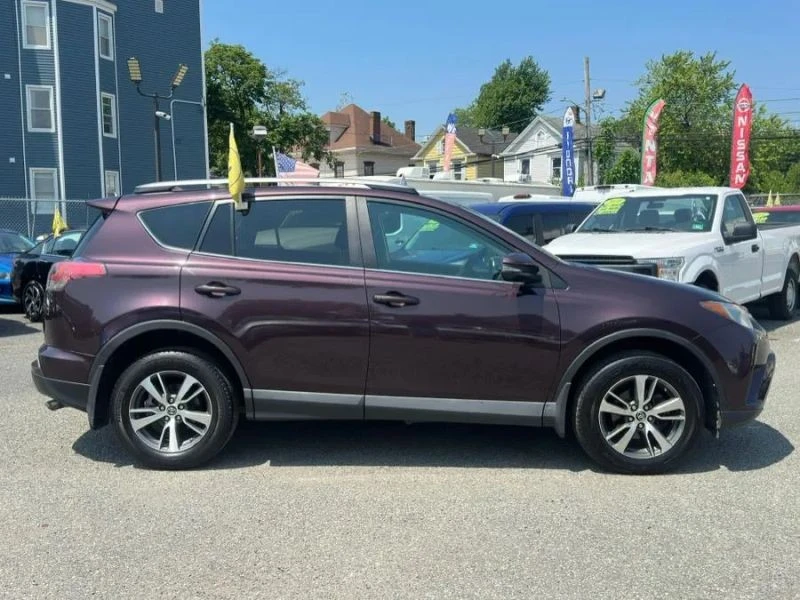 2017 Toyota RAV4 4th Gen - Image 7 of 12