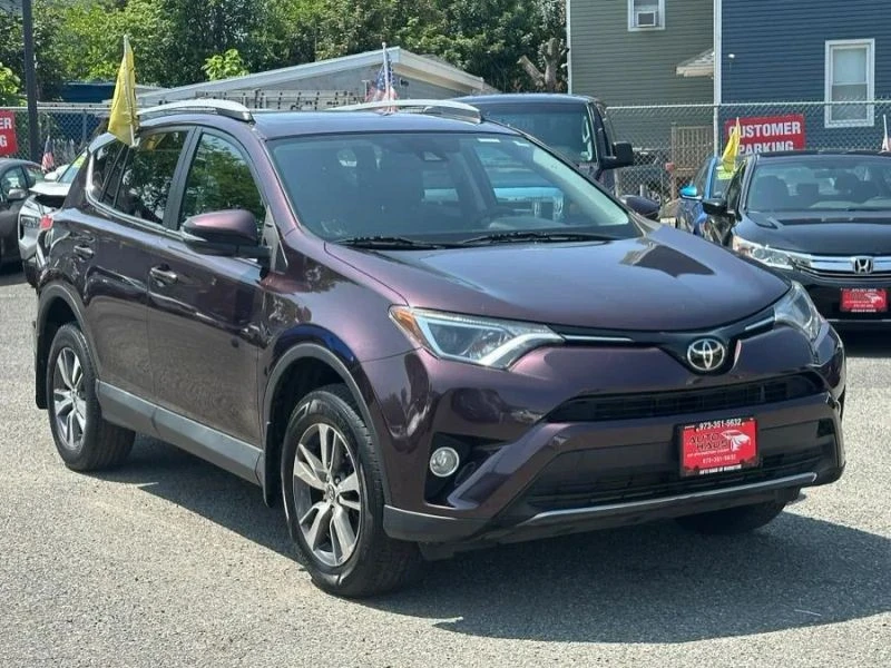 2017 Toyota RAV4 4th Gen - Image 3 of 12