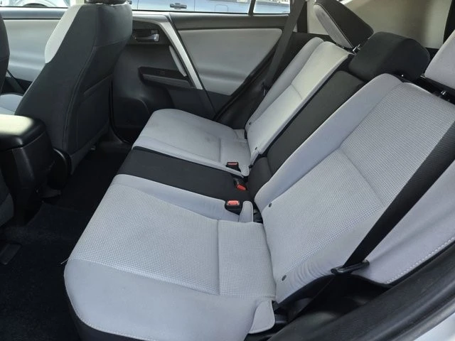 2017 Toyota RAV4 4th Gen - Image 11 of 12