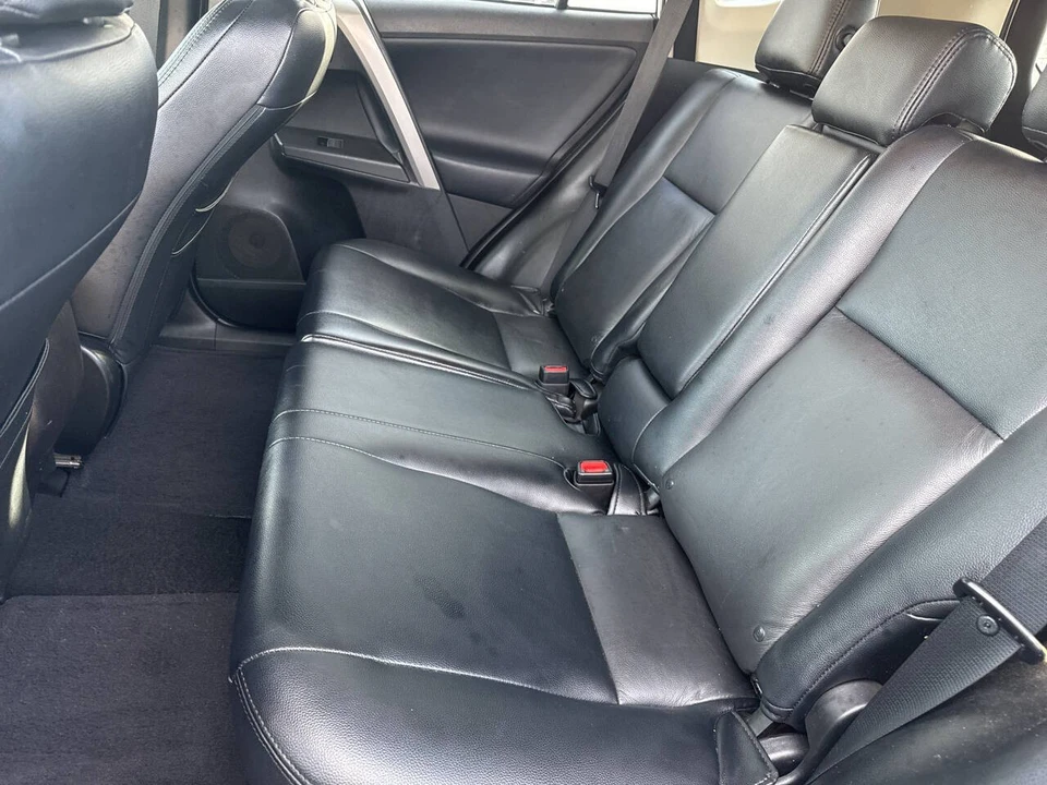 2017 Toyota RAV4 4th Gen - Image 11 of 19