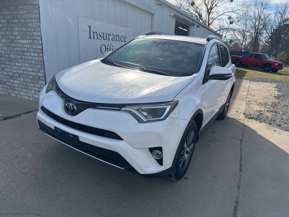 2017 Toyota RAV4 4th Gen - Image 2 of 19