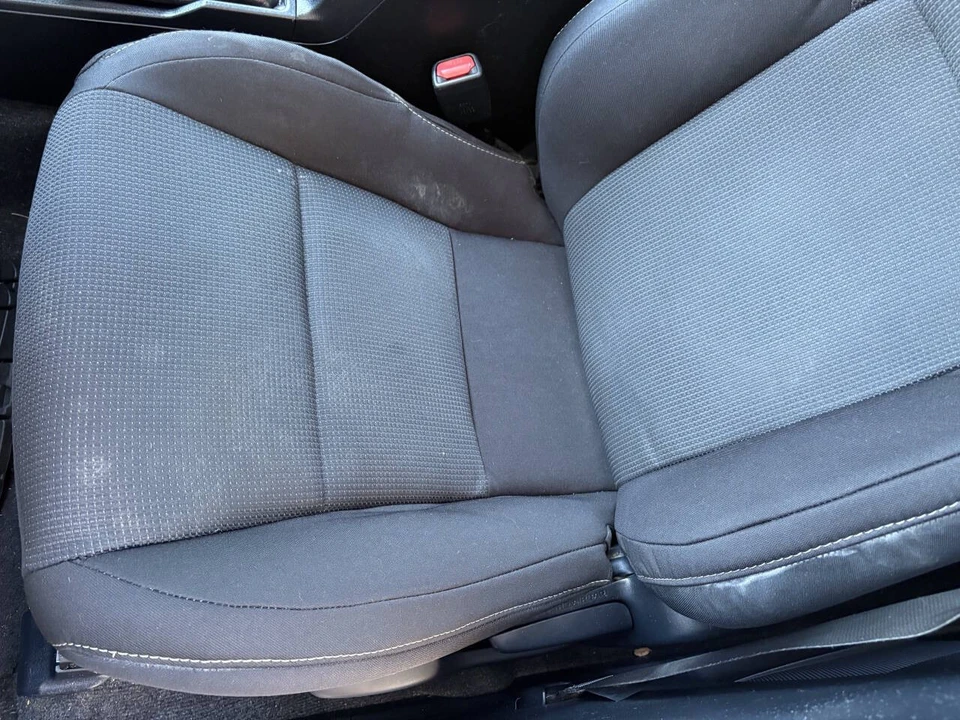 2017 Toyota RAV4 4th Gen - Image 12 of 18