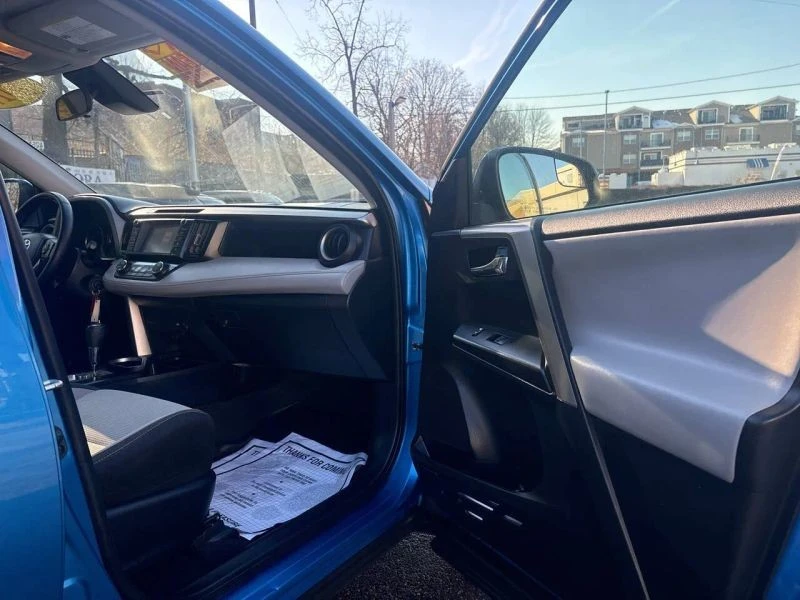 2017 Toyota RAV4 4th Gen - Image 7 of 12