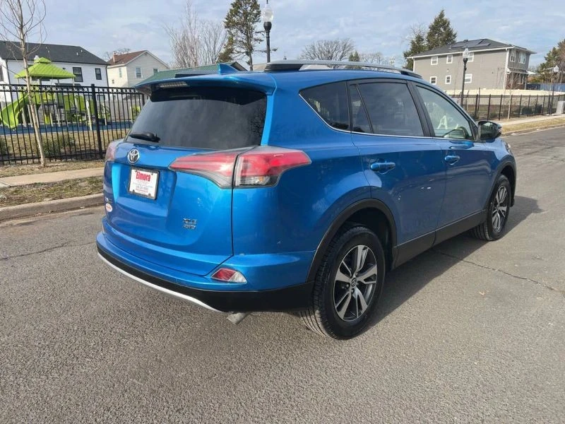 2017 Toyota RAV4 4th Gen - Image 5 of 12