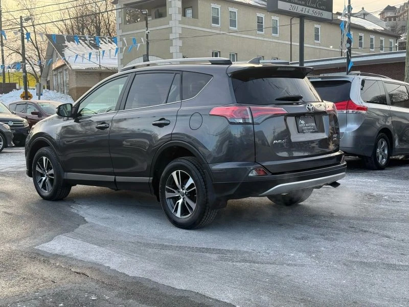 2017 Toyota RAV4 4th Gen - Image 5 of 12