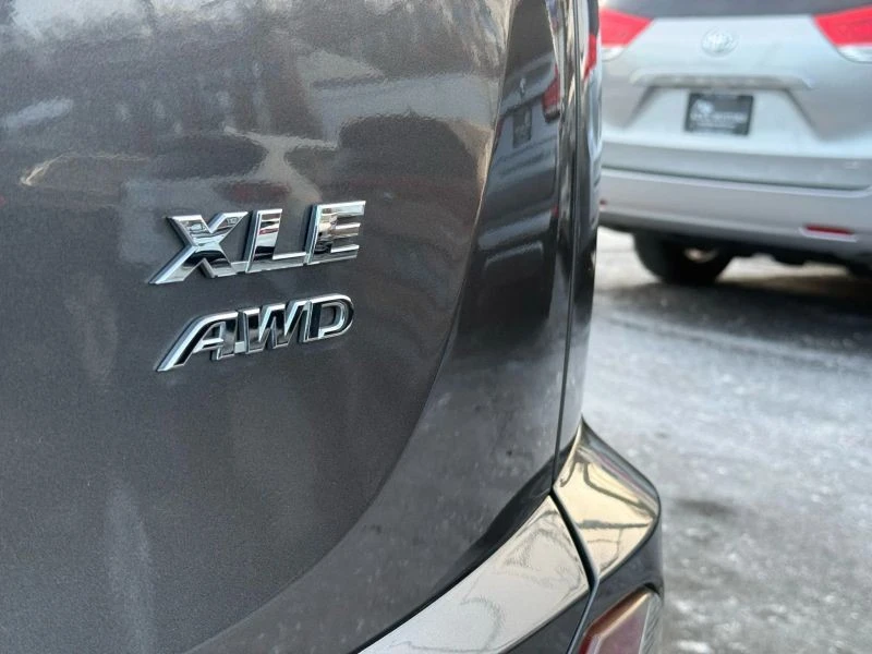 2017 Toyota RAV4 4th Gen - Image 6 of 12