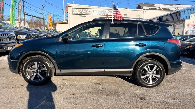 2017 Toyota RAV4 4th Gen - Image 10 of 12