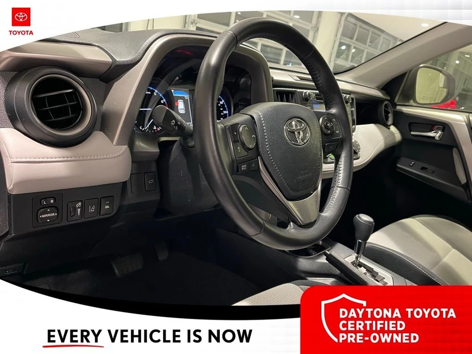 2017 Toyota RAV4 4th Gen - Image 6 of 10