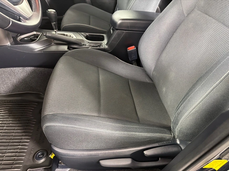 2017 Toyota RAV4 4th Gen - Image 11 of 21