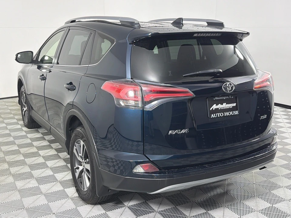 2017 Toyota RAV4 4th Gen - Image 7 of 21