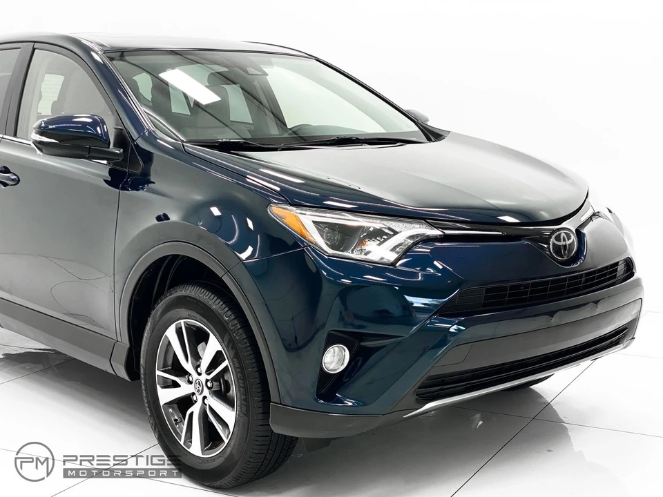 2017 Toyota RAV4 4th Gen - Image 9 of 21
