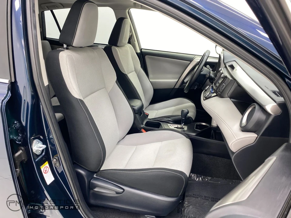 2017 Toyota RAV4 4th Gen - Image 16 of 21