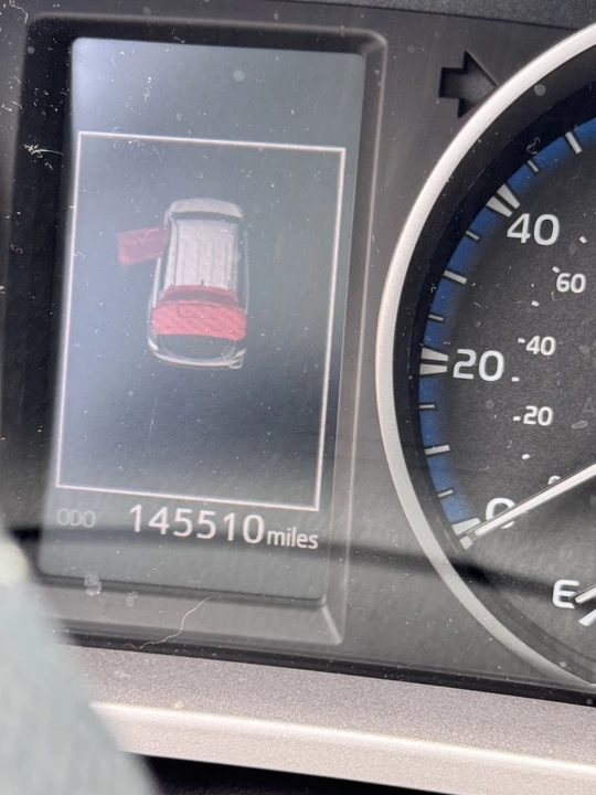 2017 Toyota RAV4 4th Gen - Image 16 of 19