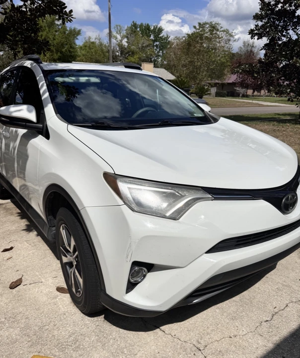 2017 Toyota RAV4 4th Gen - Image 10 of 19