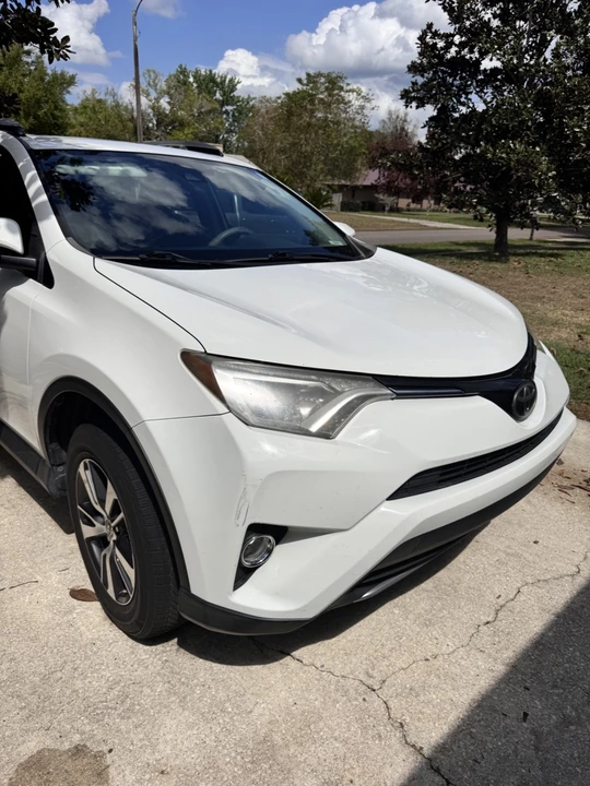 2017 Toyota RAV4 4th Gen - Image 12 of 19