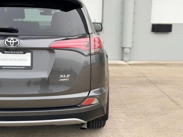 2017 Toyota RAV4 4th Gen - Image 26 of 28