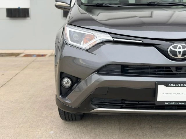 2017 Toyota RAV4 4th Gen - Image 9 of 28