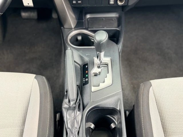 2017 Toyota RAV4 4th Gen - Image 21 of 28