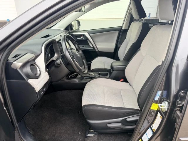 2017 Toyota RAV4 4th Gen - Image 11 of 28