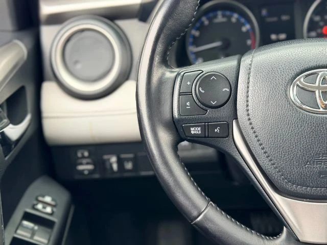 2017 Toyota RAV4 4th Gen - Image 19 of 28