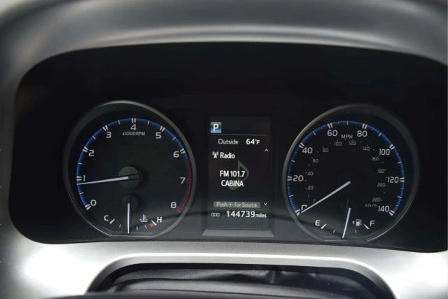 2017 Toyota RAV4 4th Gen - Image 9 of 21