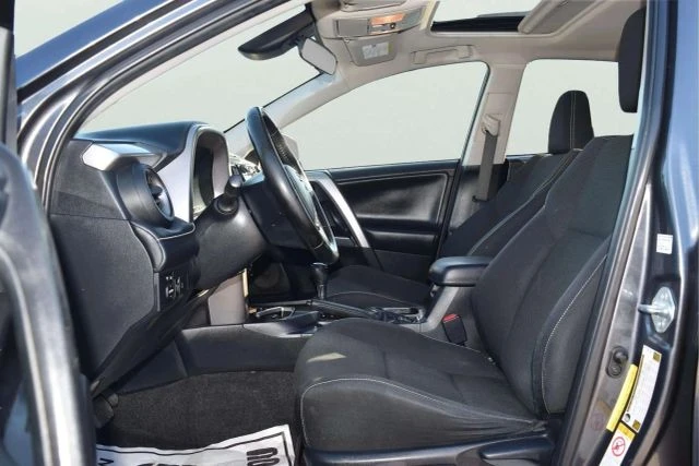 2017 Toyota RAV4 4th Gen - Image 12 of 21