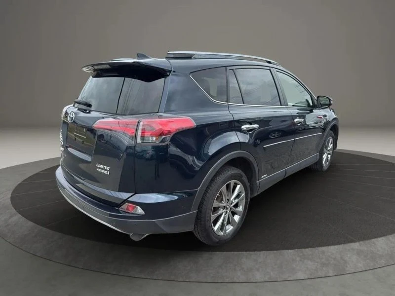 2017 Toyota RAV4 4th Gen - Image 5 of 12