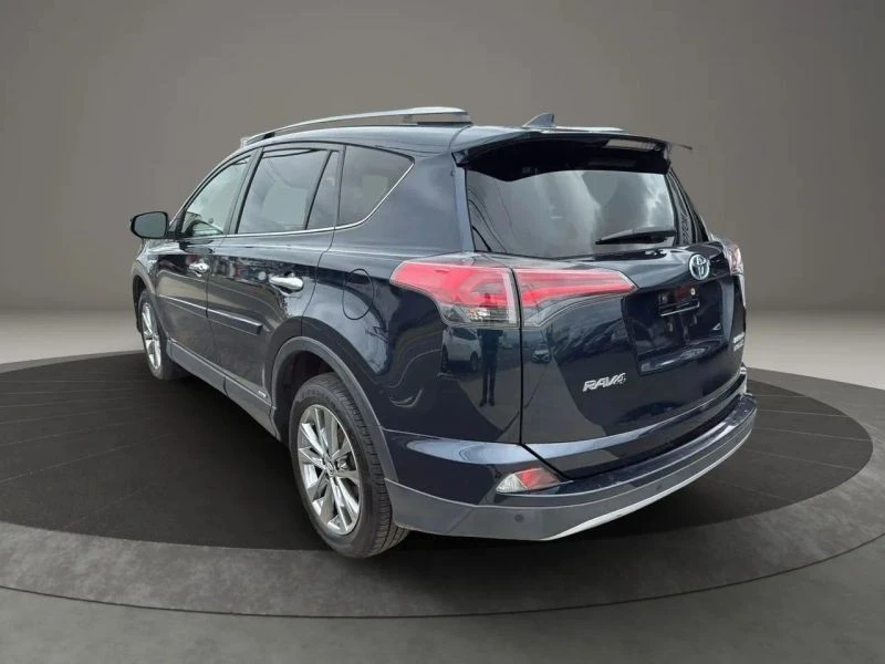 2017 Toyota RAV4 4th Gen - Image 7 of 12
