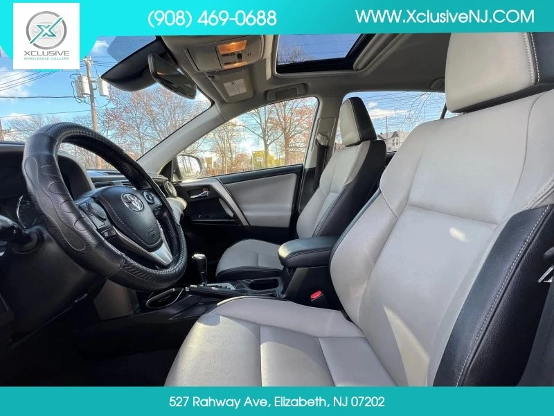 2017 Toyota RAV4 4th Gen - Image 8 of 12