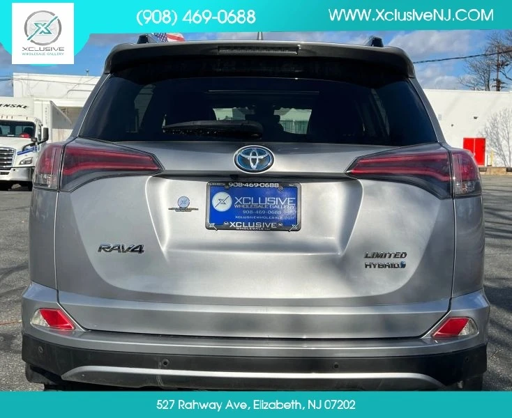 2017 Toyota RAV4 4th Gen - Image 3 of 12
