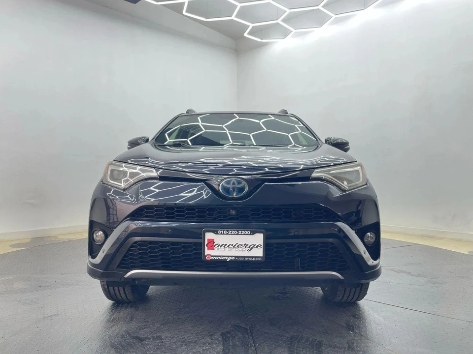 2017 Toyota RAV4 4th Gen - Image 9 of 21
