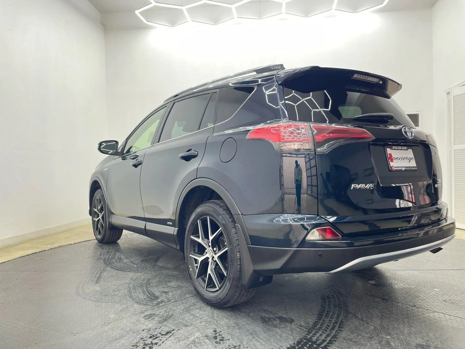2017 Toyota RAV4 4th Gen - Image 6 of 21