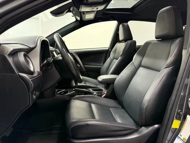 2017 Toyota RAV4 4th Gen - Image 15 of 21