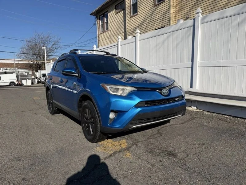 2017 Toyota RAV4 4th Gen - Image 3 of 12