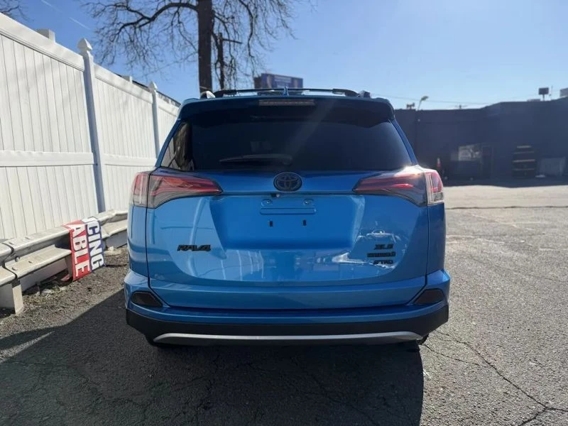 2017 Toyota RAV4 4th Gen - Image 6 of 12