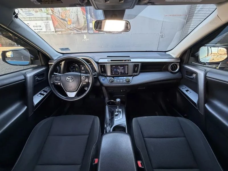 2017 Toyota RAV4 4th Gen - Image 9 of 12