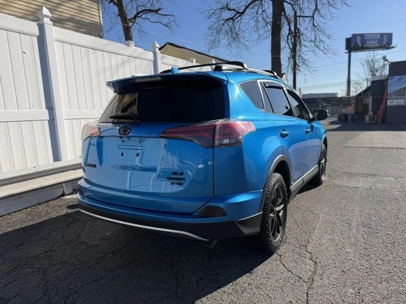 2017 Toyota RAV4 4th Gen - Image 7 of 12