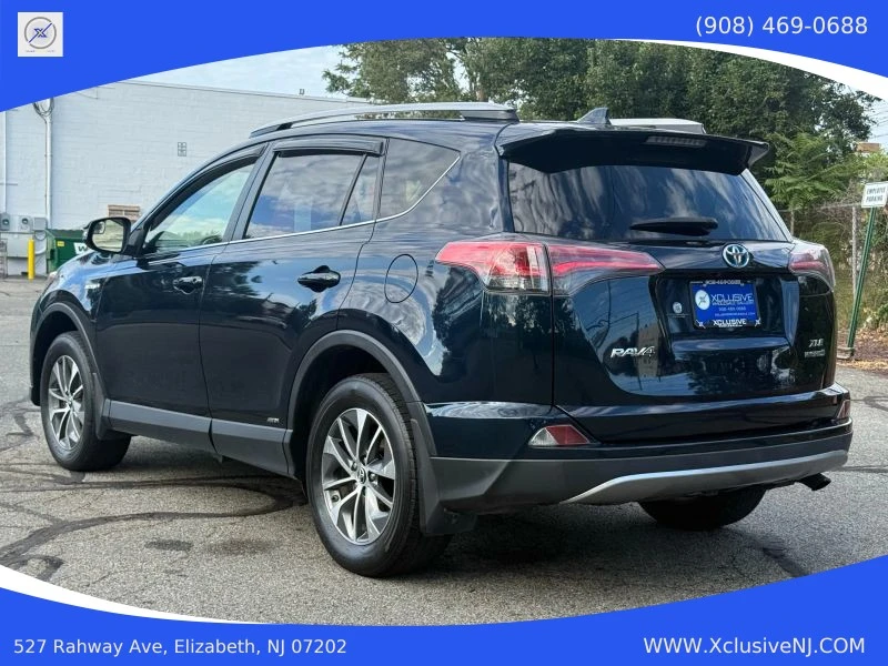 2017 Toyota RAV4 4th Gen - Image 2 of 12